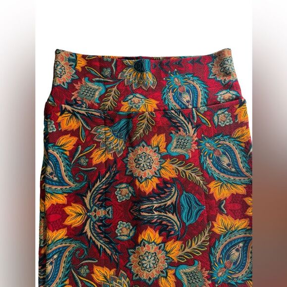 Lularoe New with Tags Cassie Pencil Skirt Made In USA Woman’s Size XS - Picture 3 of 7